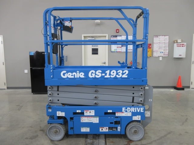 1-7 Genie GS-1932 E-Drive Scissor Lift (2026) - Image 1