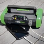 JackPak Ultra 2500A battery pack with USB 3.0 fast charging