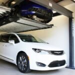 Compact parking lift for commercial or residential use
